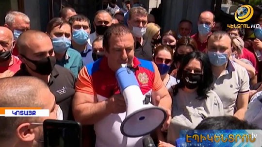 &laquo;Անբարոյականի տղա լինեմ, թե հետ կանգնեմ&raquo;.Ծառուկյանը կգնա մինչև վերջ