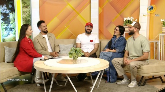 &laquo;Լույս առավոտի&raquo;.Սոնա Մովսիսյան| Հայկ Հարությունյան| Վահե Ախպերջանյան